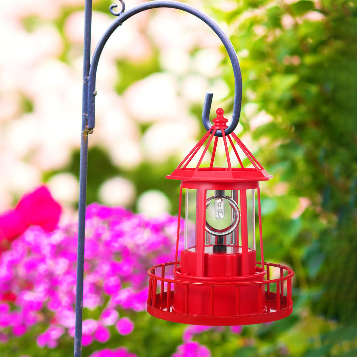 Solar Powered Rotating Iron Outdoor Garden Light Z69182
