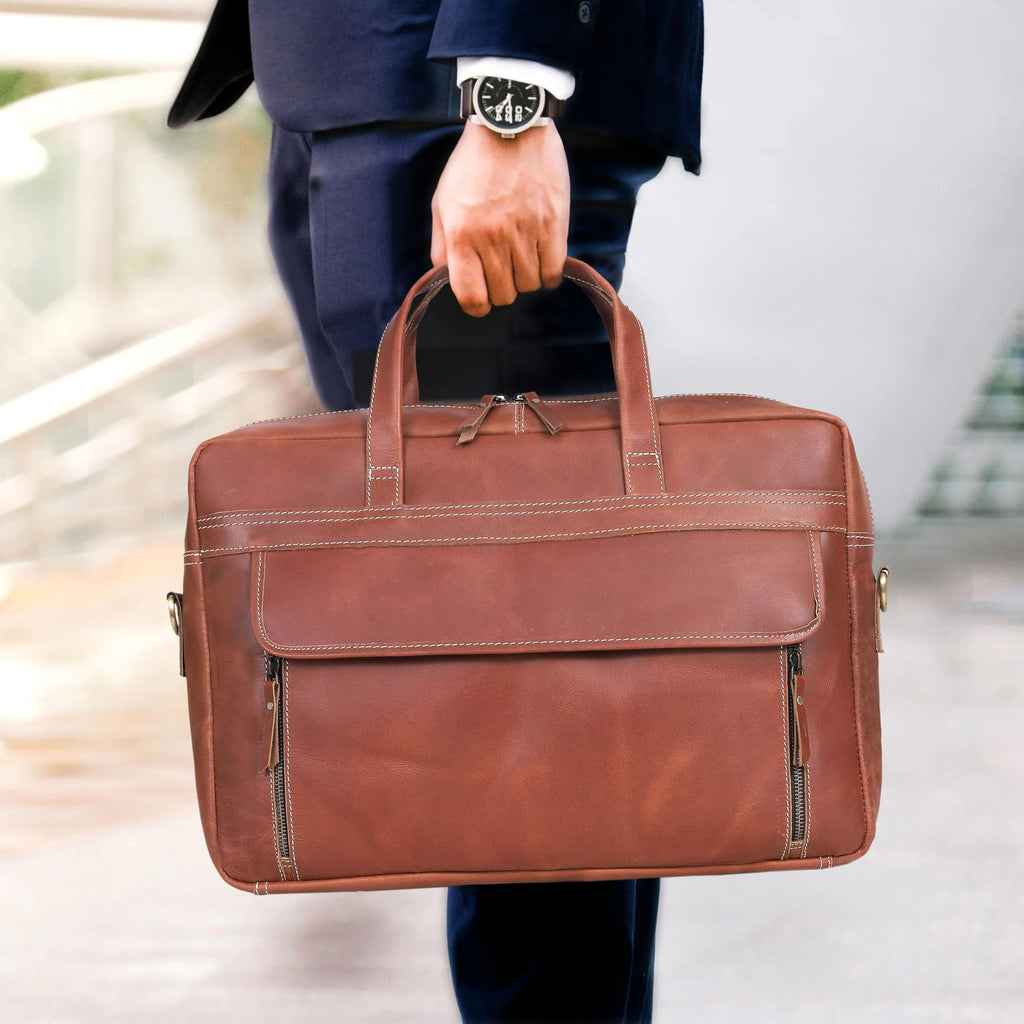 Full Grain Italian Leather Laptop Bag with Multiple Compartments Q895